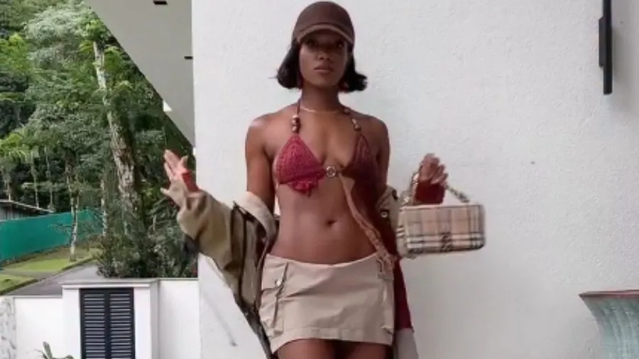 Imagem - Iza para a internet com coreografia sensual de “Shoulda Never”, de Kehlani e Usher