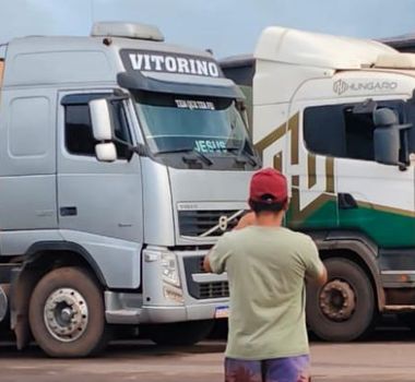 Imagem - Caminhoneiro é encontrado morto dentro de caminhão em posto de combustível em Barcarena