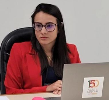 Imagem - Juíza de 34 anos morre após complicações em coleta de óvulos em SP