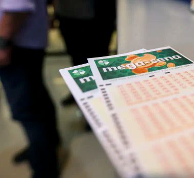 Imagem - Mega-Sena acumula e prêmio principal vai para R$ 45 milhões