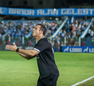 Imagem - Júnior Rocha comemora classificação do Paysandu à final da Copa Norte: 'Vamos brigar pelo título'
