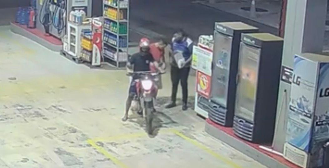 Dupla assalta frentista em posto de combustível em Santarém 