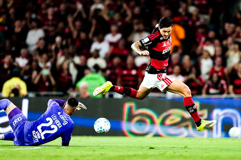 Mengão joga fora de casa pela Libertadores - 