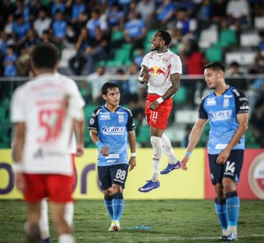 Imagem - Bragantino atropela Blooming na Bolívia e segue vivo na briga por vaga na Sul-Americana