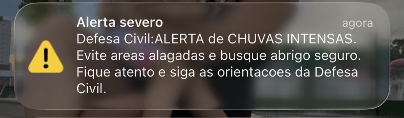 A Defesa Civil recomenda atenção redobrada principalmente em regiões que costumam registrar pontos de alagamento durante temporais

