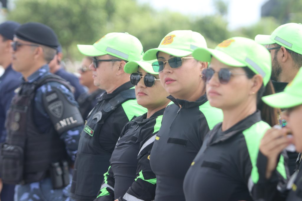 A operação começa às 7h e segue até as 17h, com agentes de trânsito e guardas municipais atuando em áreas de maior movimentação para orientar motoristas

