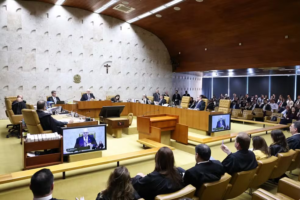 Na prática, o STF proibiu mudanças administrativas criadas para gerar pagamentos extras

