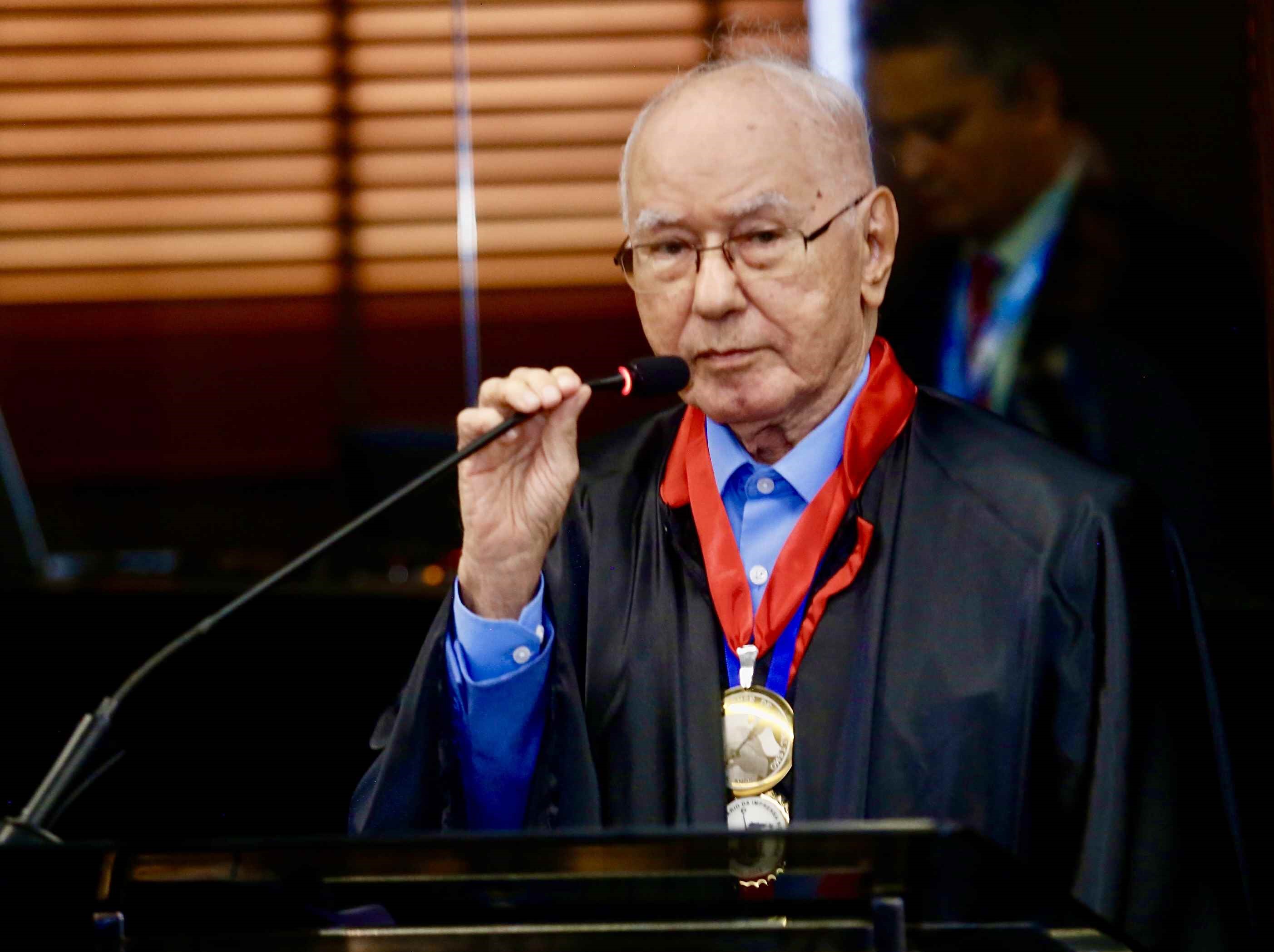 Jornalista Linomar Bahia, decano do jornalismo paraense
