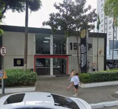 Imagem - Mulher morre em acidente de moto após tentar fugir de assalto