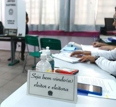Imagem - Eleitor pode se inscrever para ser mesário voluntário