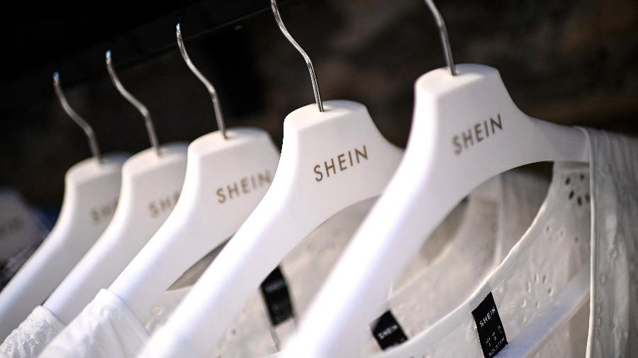 Blusas da Shein.