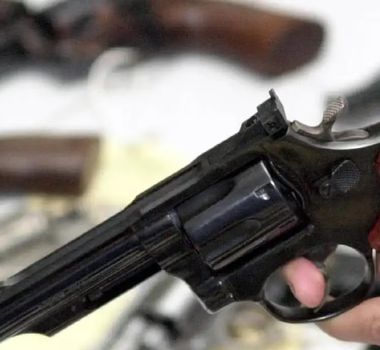 Imagem - Comissão da Câmara aprova projeto que libera uso do FGTS para compra de armas