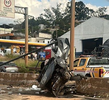 Imagem - Grave engavetamento envolve 13 veículos no Anel Rodoviário em Belo Horizonte