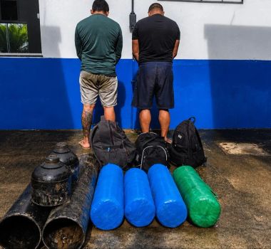 Imagem - Base Candiru apreende quase 80 quilos de droga escondida em cilindros metálicos no Pará