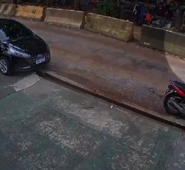 Imagem - Família é rendida durante almoço em quiosque na avenida Rômulo Maiorana, em Belém