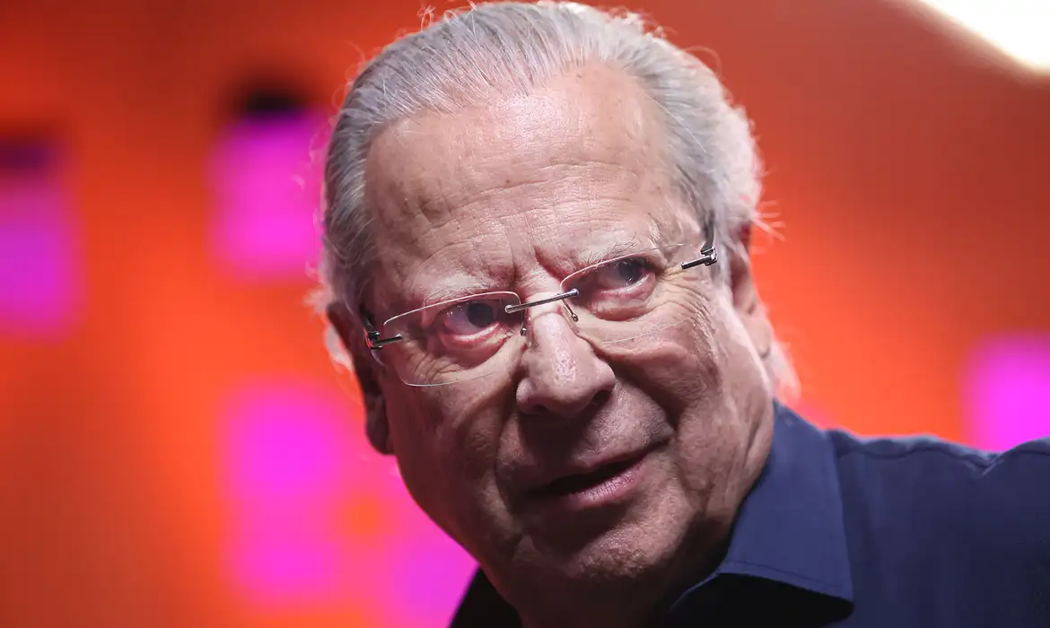 Imagem - José Dirceu é diagnosticado com linfoma e inicia tratamento em SP
