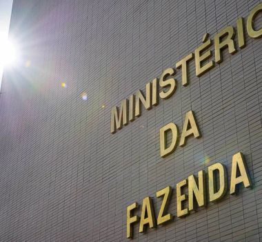 Imagem - Fazenda eleva previsão da inflação para 4,5% e mantém PIB em 2,3%