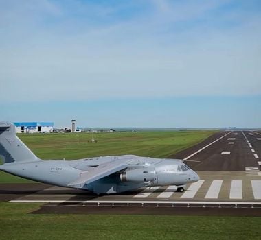 Imagem - Primeiro C-390 Millennium da República Tcheca realiza voo inaugural no Brasil