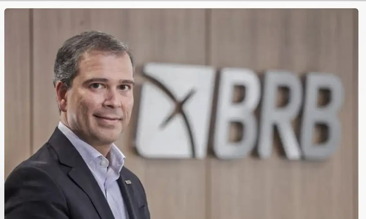 Imagem - Advogado deixa defesa de ex-presidente do BRB