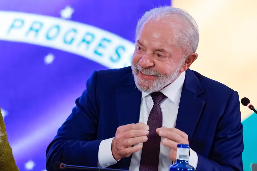 Imagem - Lula defende fim da escala 6x1 e diz que população quer 'namorar e estudar'
