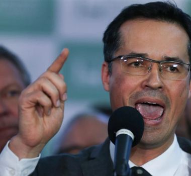 Imagem - Gilmar derruba decisão do TRE e libera posts de Zeca Dirceu sobre Dallagnol
