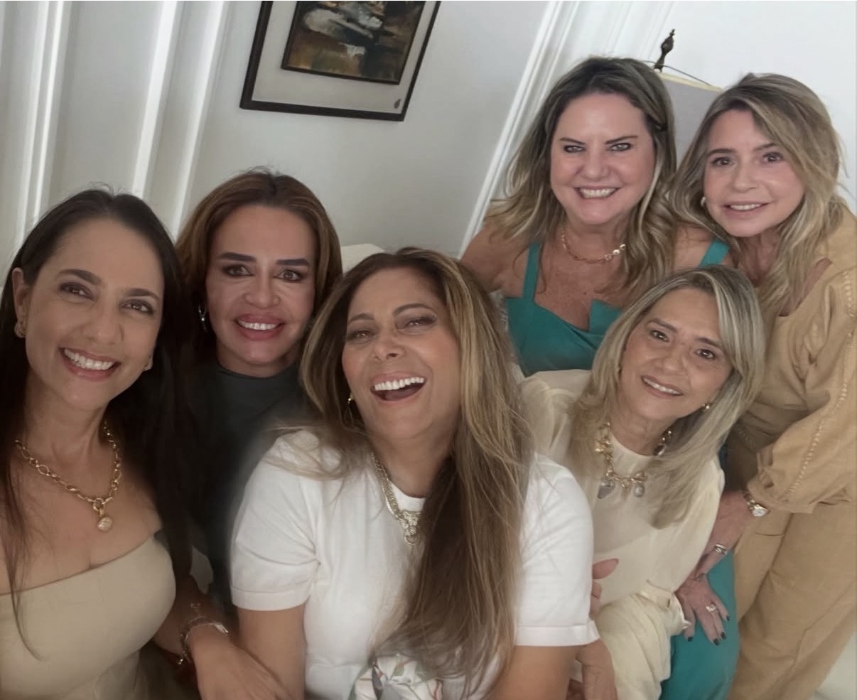 Gisele Zouein, Macele Buhrnheim, Katia Sadeck, Eliana Grello. Silvana Rodrigues e Gigi Soriano de Mello
