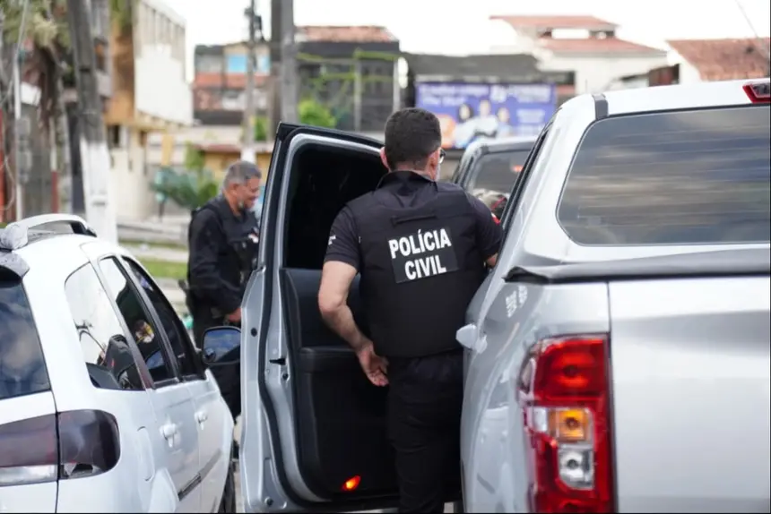 Polícia prende 11 investigados por transferências ilegais de veículos no Pará e mais três estados - 