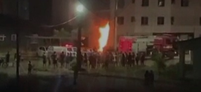 (Moradores relataram momentos de preocupação após perceberem fumaça e faíscas na estrutura elétrica do residencial.) 