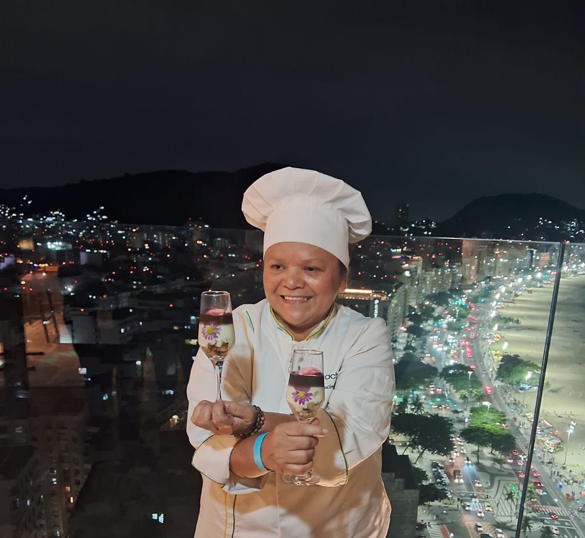 Lucimar transformou uma história simples em uma carreira internacional, levando a identidade do Pará para cozinhas, eventos e palcos gastronômicos fora do Brasil - 