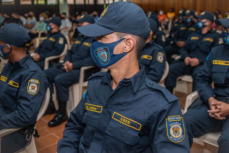 Os certames oferecem 30 vagas imediatas para candidatos com ensino médio completo, além de formação de cadastro reserva