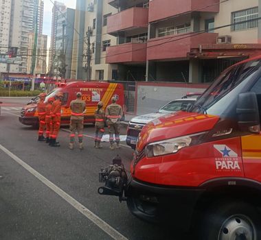 Imagem - Mulher cai de edifício e morre na Doca, em Belém