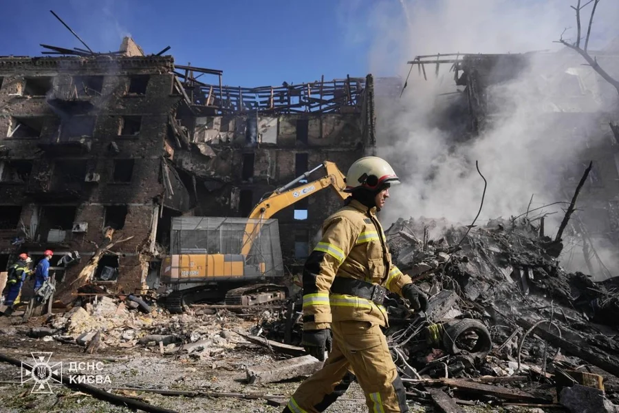 Imagem - Rússia lança ataque massivo contra Kiev com míssil hipersônico