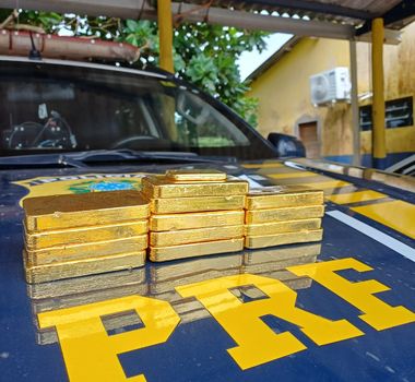 Imagem - PRF apreende 13 kg de ouro escondido em carro durante fiscalização na BR-230, em Altamira