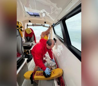 Imagem - Mulher é encontrada viva dois dias após desaparecer durante passeio de jetski em São Paulo