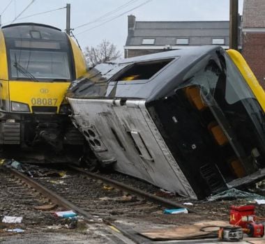 Imagem - Acidente entre trem e ônibus escolar deixa 4 mortos na Bélgica