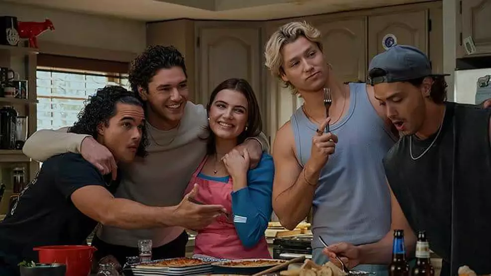 Imagem - Astro de 'Off Campus' não irá voltar para segunda temporada da série; entenda