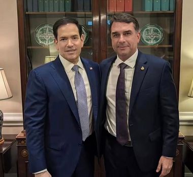 Imagem - Flávio Bolsonaro se reúne com autoridades dos EUA e defende classificação de facções como terroristas
