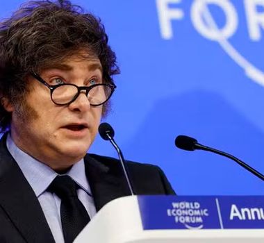 Imagem - Argentina aprova reforma trabalhista que amplia jornada para até 12 horas diárias