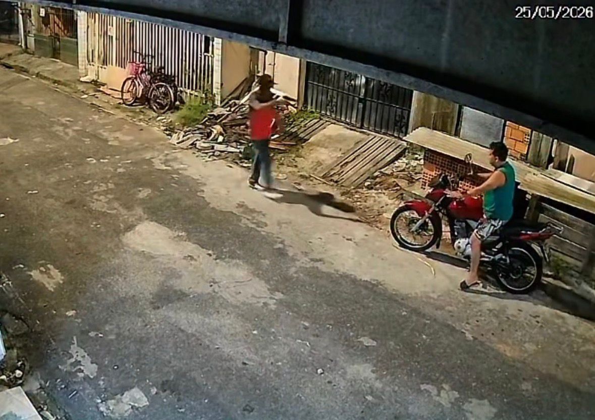 Criminoso armado rende motociclista e foge com veículo no bairro da Terra Firme, em Belém 