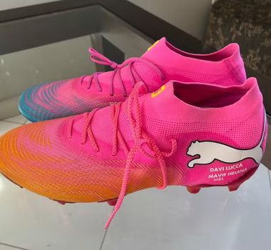 Imagem - Vaza suposta chuteira personalizada de Neymar para a Copa do Mundo
