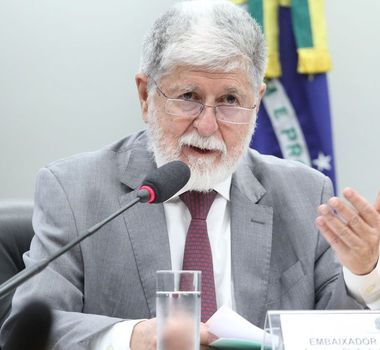 Imagem - Celso Amorim critica ação dos EUA e rejeita 'pretexto para intervenção'