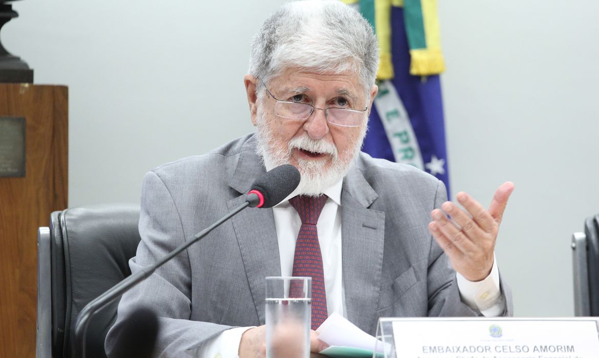 Assessor de Lula afirmou que cooperação internacional é importante, mas sem violar a soberania brasileira