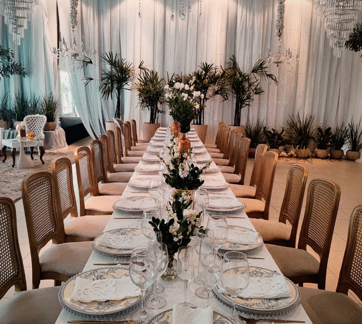Alberto Serruya oferece serviço completo para qualquer tipo de evento: espaço, decor e buffet
