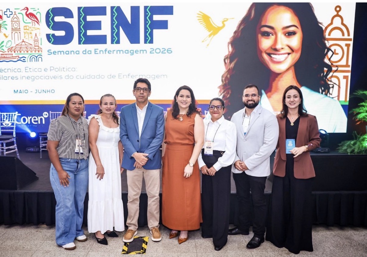 Danielle Cruz, presidente do Conselho Estadual de Saúde e também coordenadora da Comissão de Educação Permanente do COREN foi um dos destaques do evento
