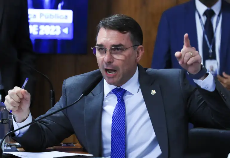 Deputados do PSOL e da Rede questionam articulação do senador junto ao governo norte-americano sobre PCC e Comando Vermelho