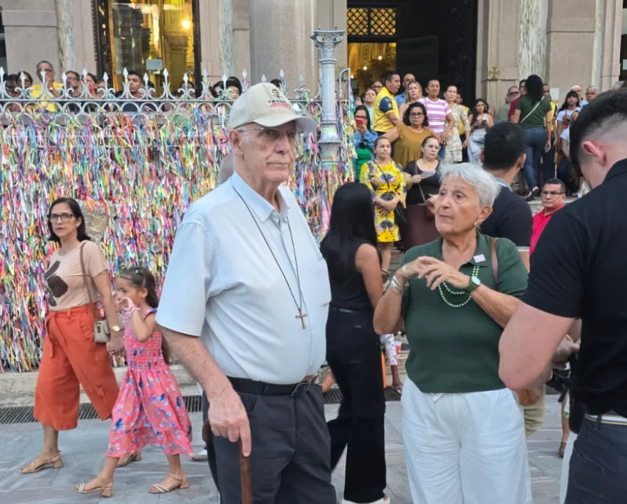 Imagem - Padre Júlio Lancellotti visita redes de acolhimento em Belém