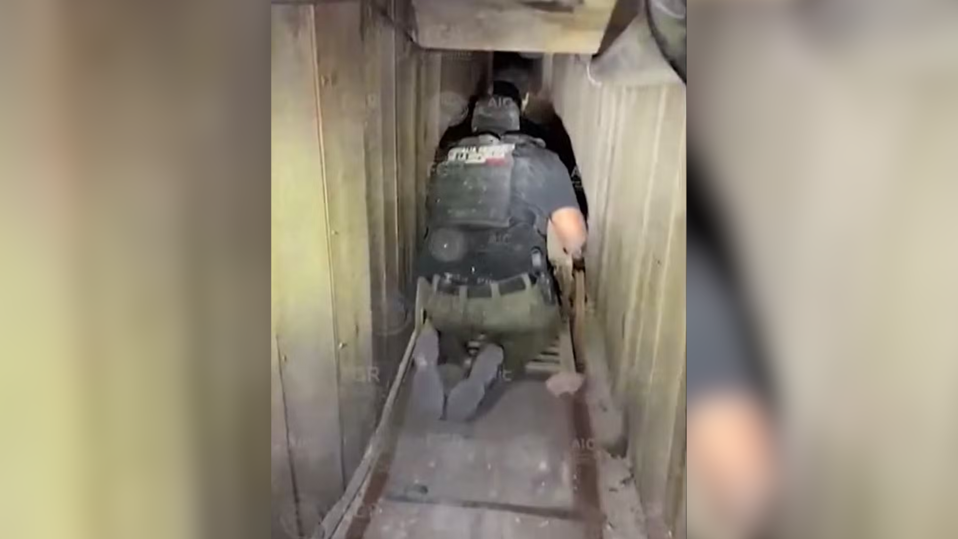 Passagem subterrânea tinha iluminação, trilhos e é investigada por possível ligação com o tráfico de drogas
