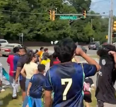 Imagem - Torcedores brasileiros são impedidos de acompanhar chegada da Seleção em Nova Jersey