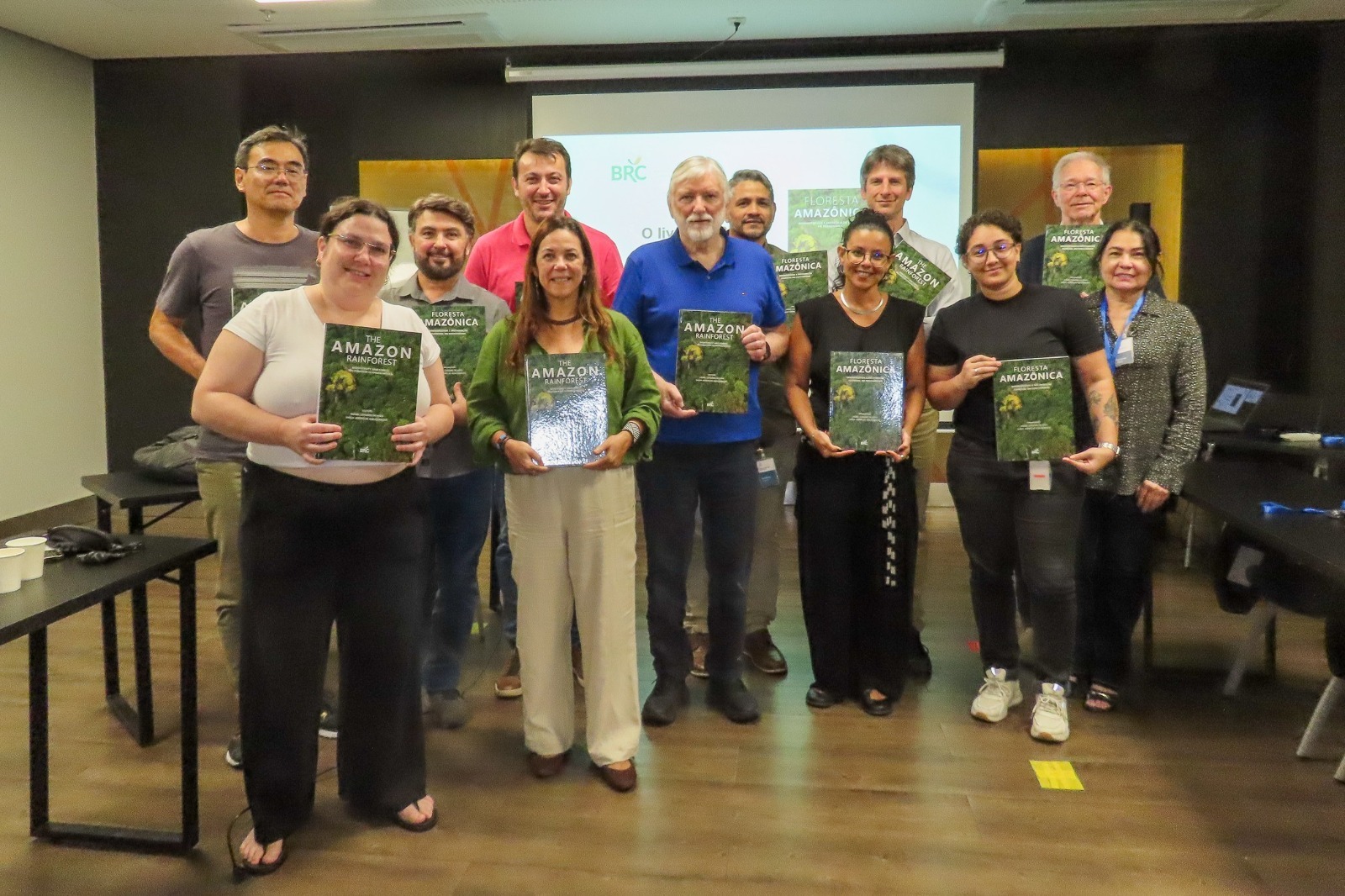 Equipe que participou da elaboração do livro