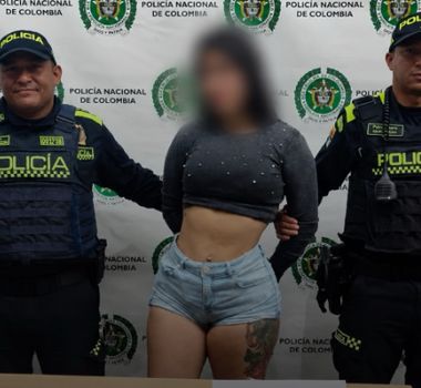Imagem - Jovem é presa por obrigar marido a ter seis relações por dia; entenda